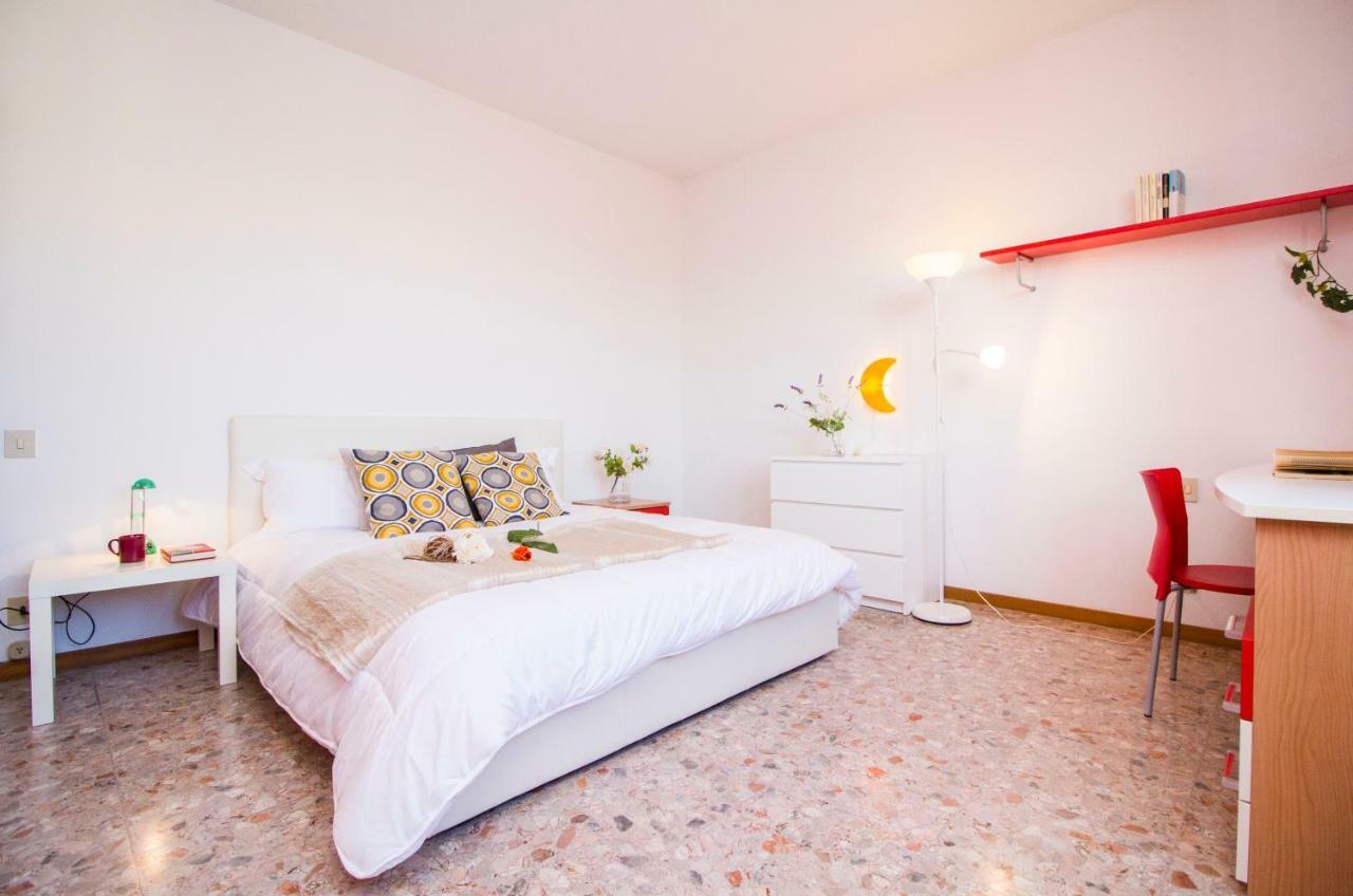 Innpisarentals - Pisa Riverside Apartment Zewnętrze zdjęcie