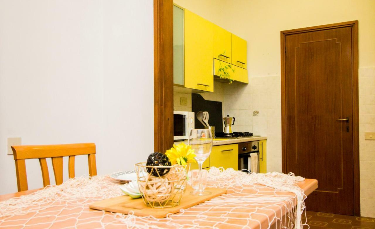 Innpisarentals - Pisa Riverside Apartment Zewnętrze zdjęcie