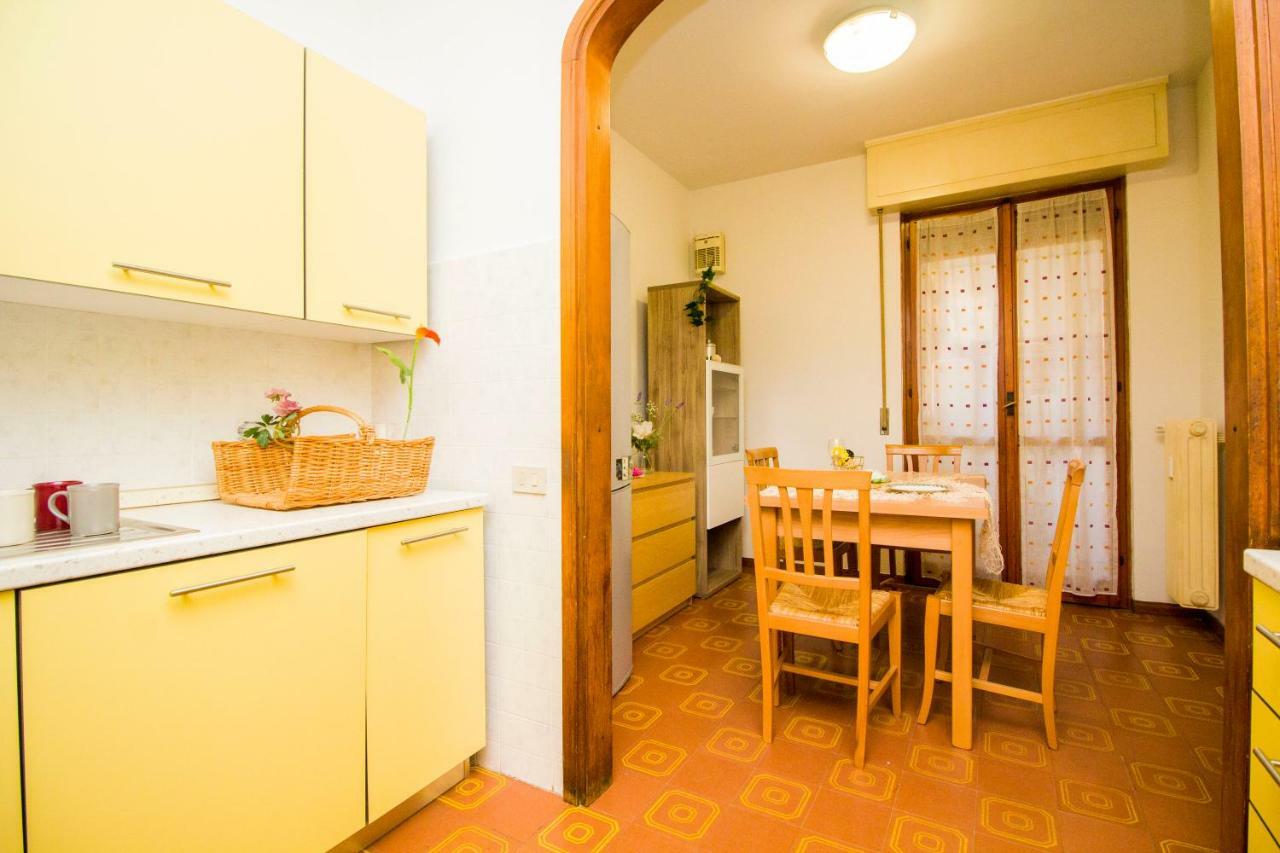 Innpisarentals - Pisa Riverside Apartment Zewnętrze zdjęcie