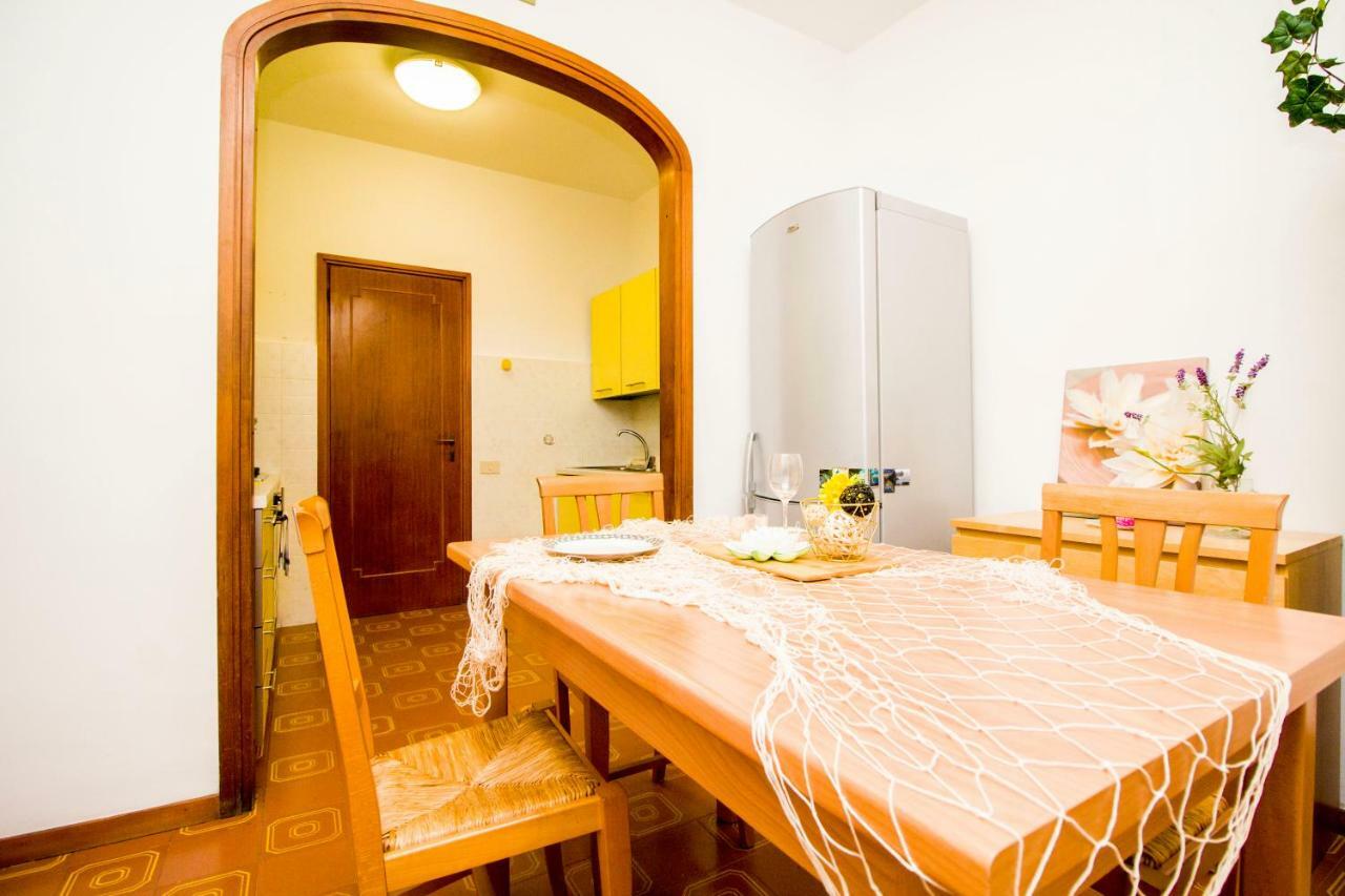 Innpisarentals - Pisa Riverside Apartment Zewnętrze zdjęcie