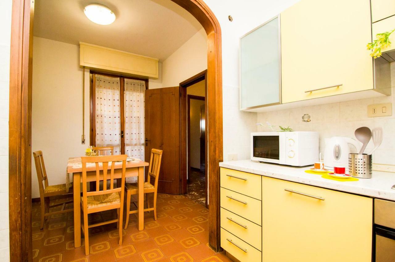 Innpisarentals - Pisa Riverside Apartment Zewnętrze zdjęcie